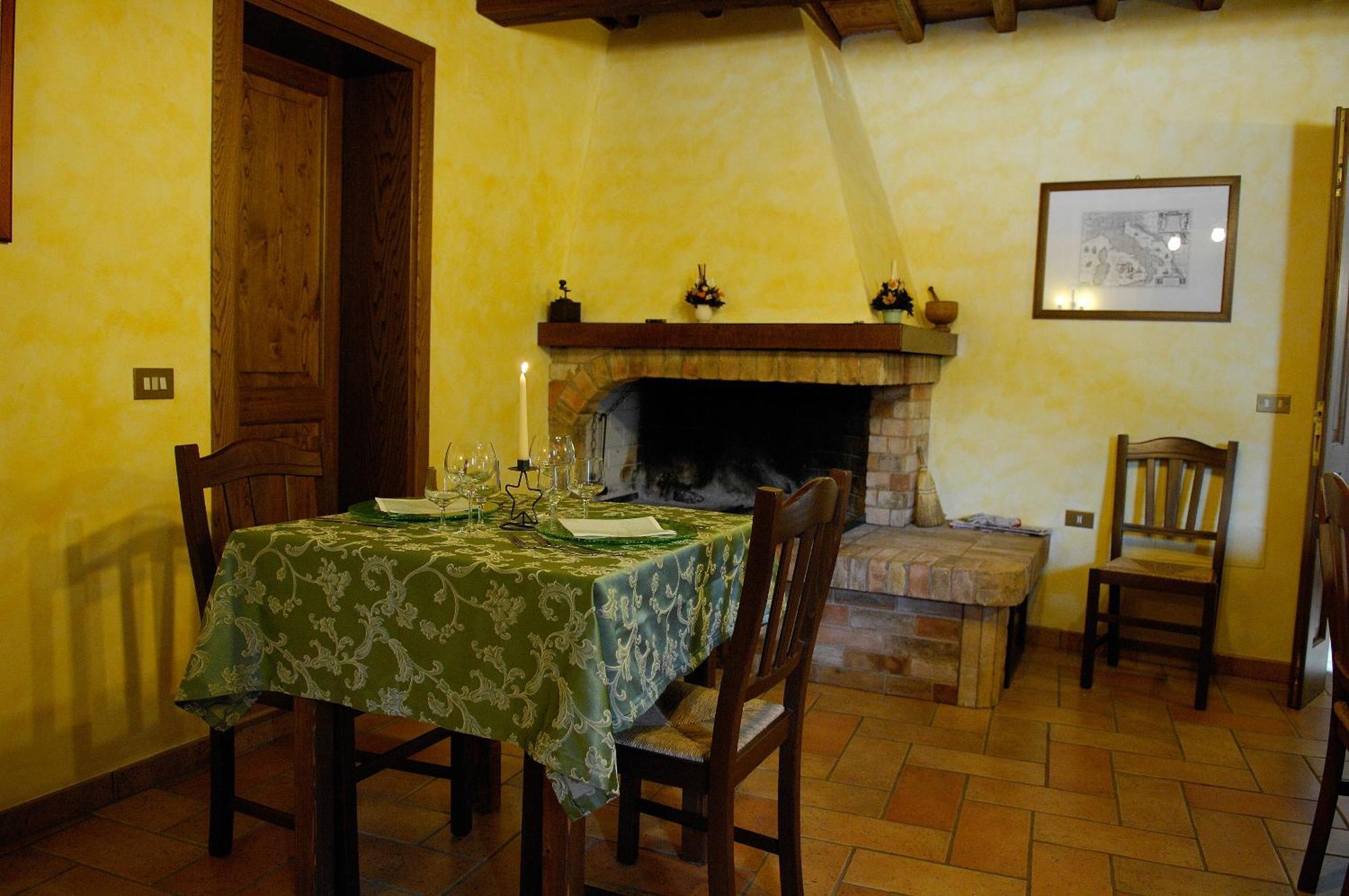 Agriturismo Il Borghetto Монтефалько Экстерьер фото