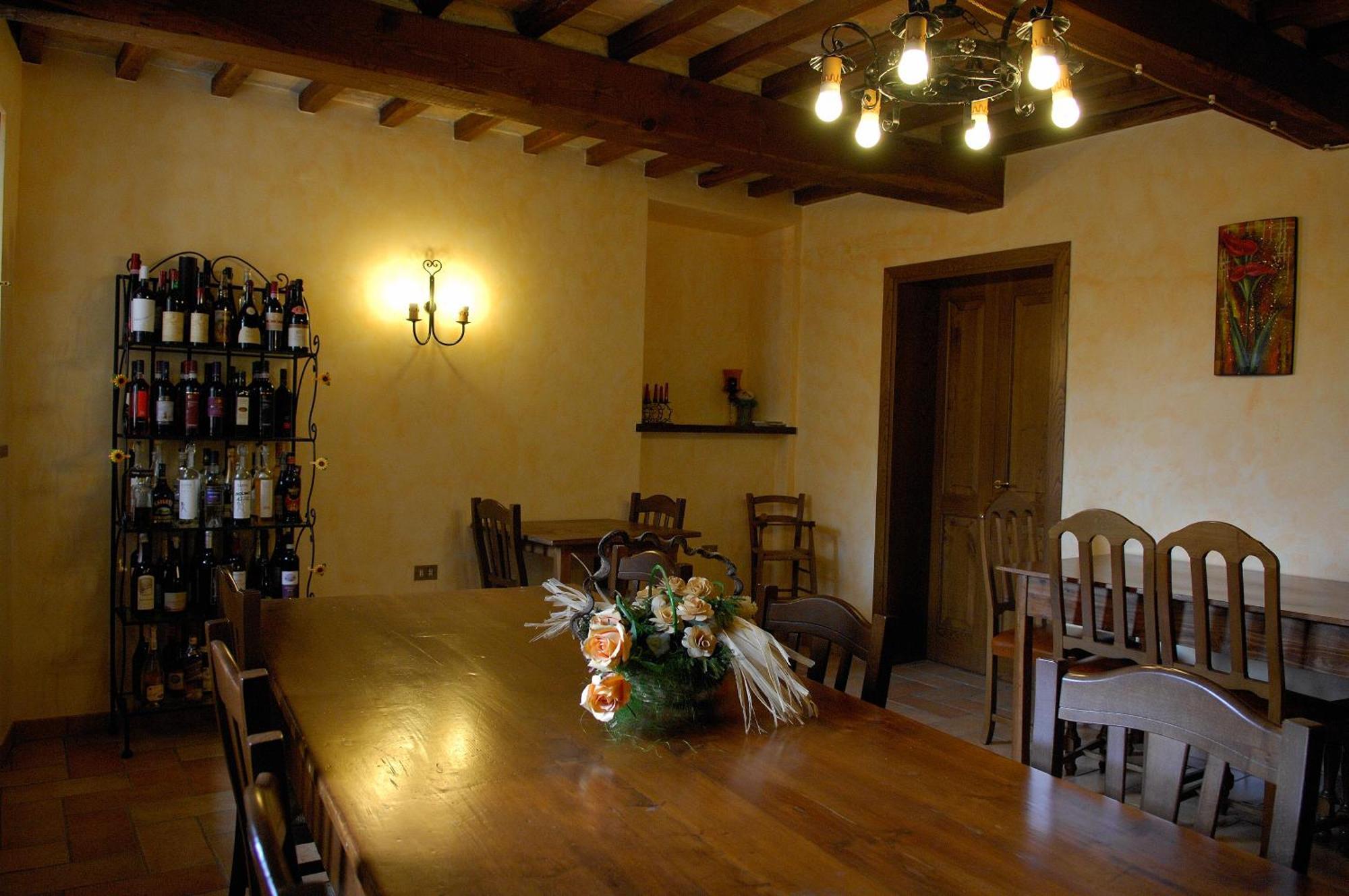 Agriturismo Il Borghetto Монтефалько Экстерьер фото